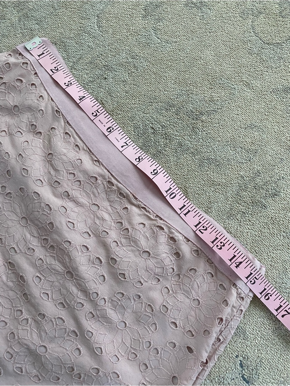 J. Crew Factory Floral Eyelet Cotton Mini Skirt Size 6 Mauve Pink Feminine Lace - Picture 8 of 10
